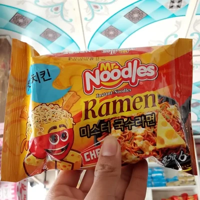 Mr Noodles cheese ramen 85gn